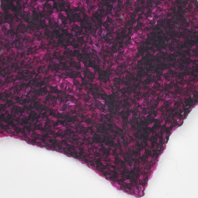 153 Deep Wine Orchid – Lace