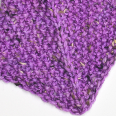 470 Marsh Orchid – Donegal Cottage Tweed DK