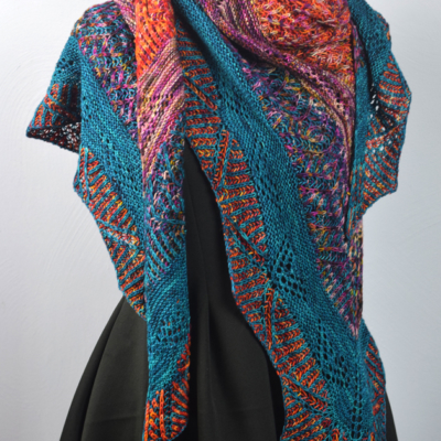 Finished Object: Mauvelous Shawl in Orange and Teal