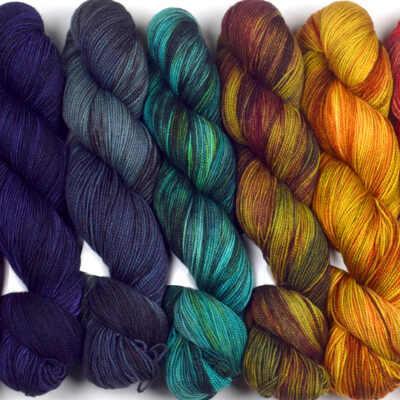 Glorious Gradient Set f-081 – 7 Skeins Rockshelter Sock